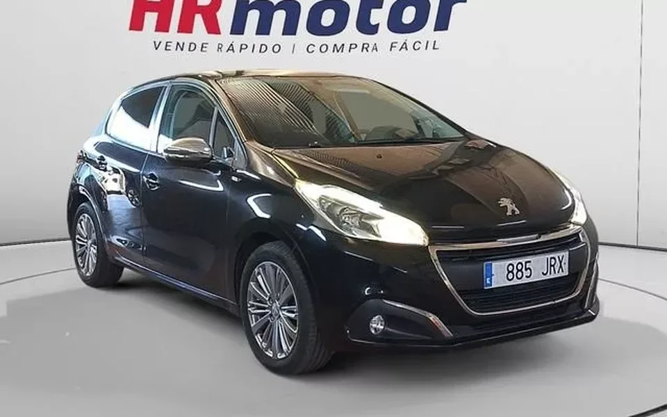 PEUGEOT 208 208 1.2 PureTech Style 82