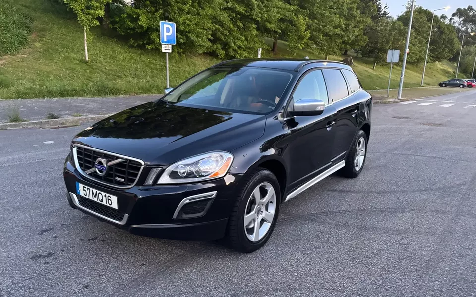 Volvo XC 60 2.0 D4 Momentum 139g Start/Stop