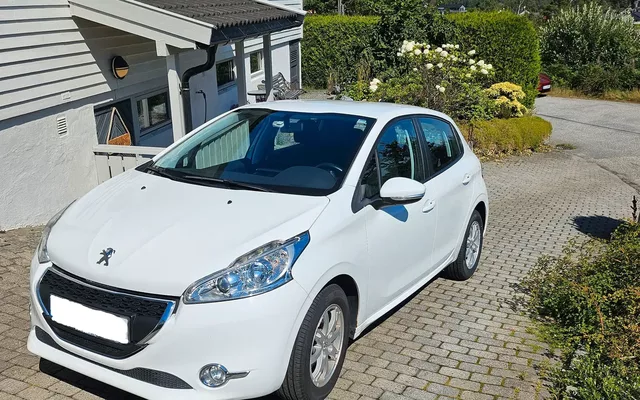 Peugeot 208 1.2 VTi Allure