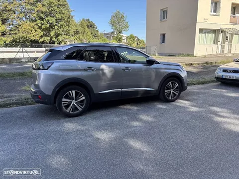 Peugeot 3008 1.5 BlueHDi Allure Pack