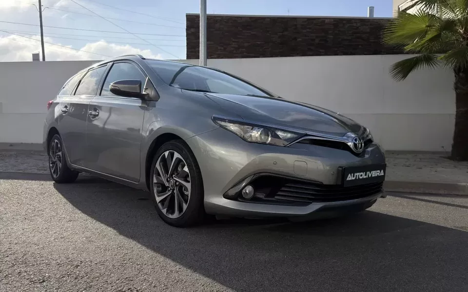 Toyota Auris Touring Sports 1.4 D-4D Exclusive+Navi