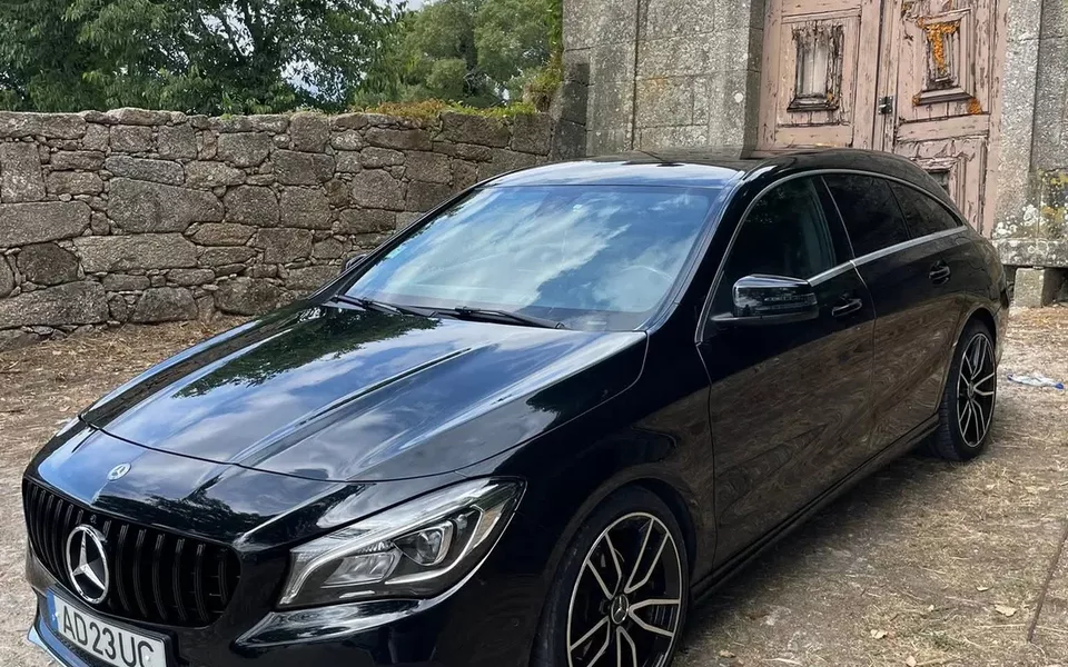 Mercedes-Benz CLA 220 d 4Matic 7G-DCT UrbanStyle Edition