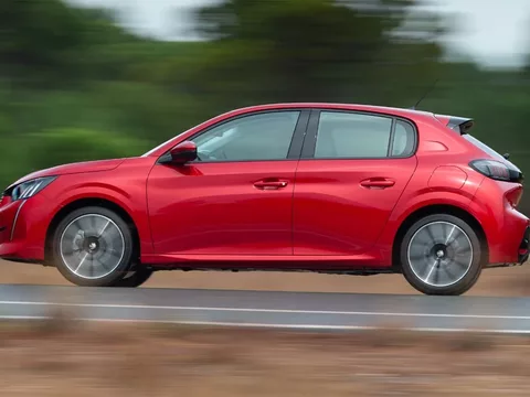 PEUGEOT 208 208 1.2 PureTech S&S GT Line 110