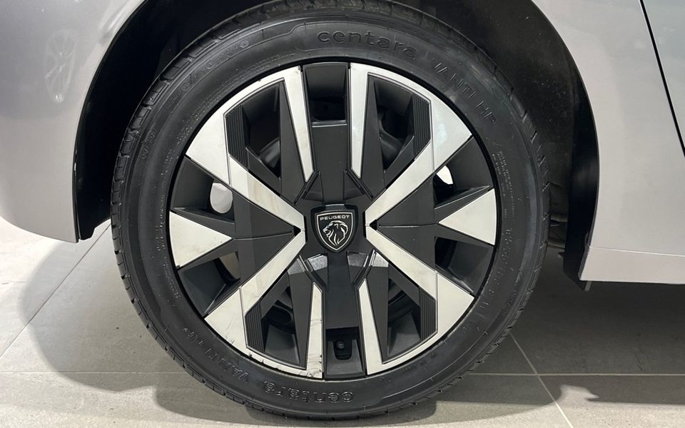 Peugeot 208 Active Puretech 75