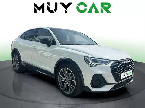 AUDI Q3 Q3 Sportback 35 TFSI Black line S tronic