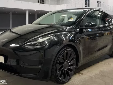 Tesla Model Y Performance Dual Motor AWD