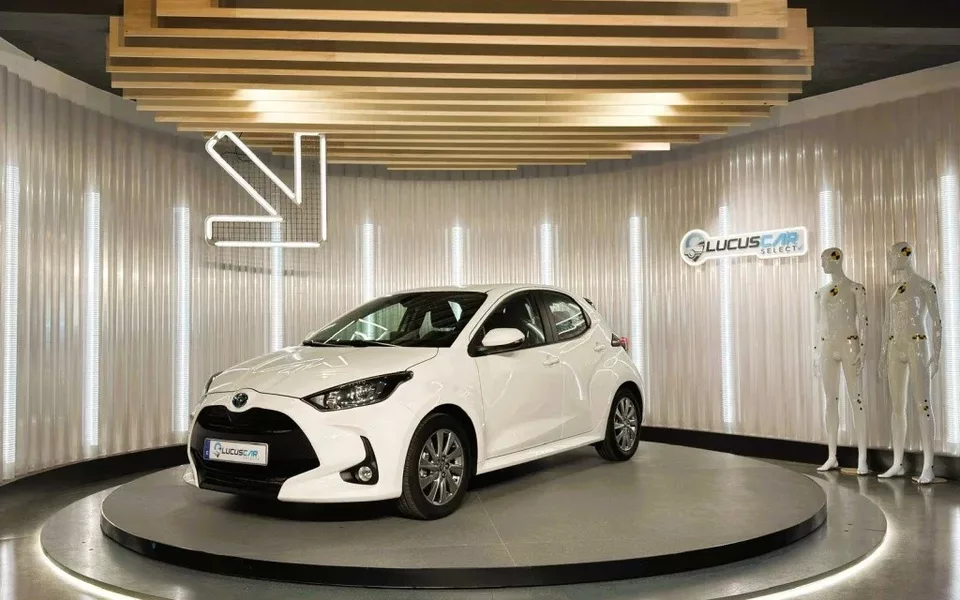 TOYOTA Yaris Yaris 120H 1.5 Active Tech