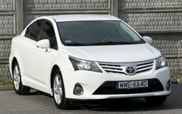 Toyota Avensis III 2.0dm³ 124KM