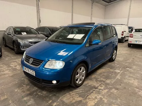VOLKSWAGEN Touran Volkswagen 2.0 TDI DSG ADVANCE