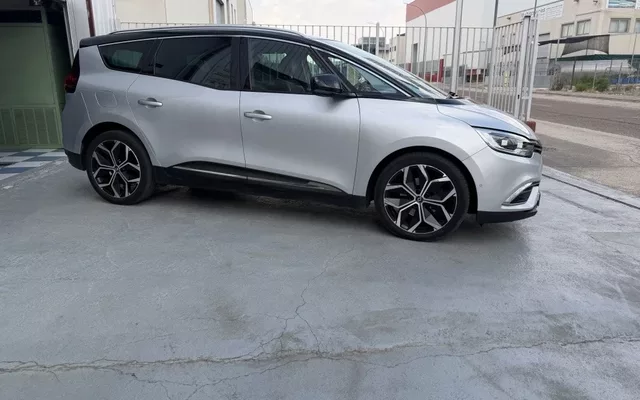 RENAULT Scénic Grand Scénic dCi Zen Blue 110kW