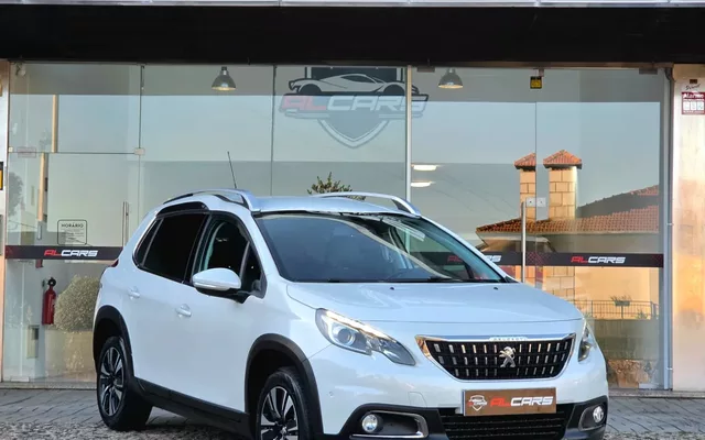 Peugeot 2008 1.2 PureTech Allure