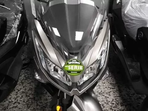 Kawasaki J300 j 125