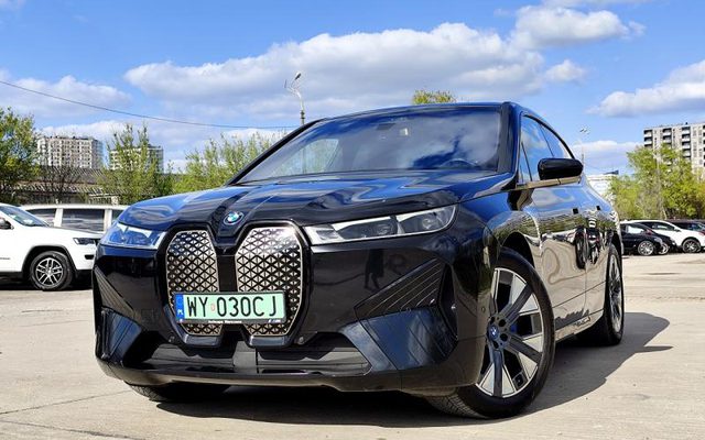 BMW IX 2022