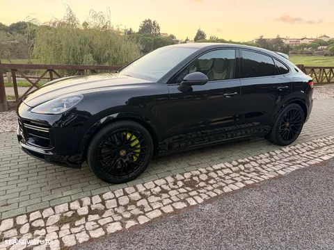 Porsche Cayenne Coupé Turbo S E-Hybrid