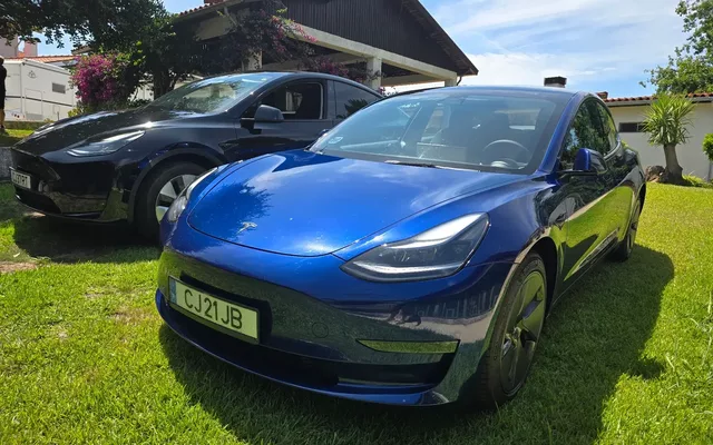 Tesla Model 3 Long Range Tração Integral Premium