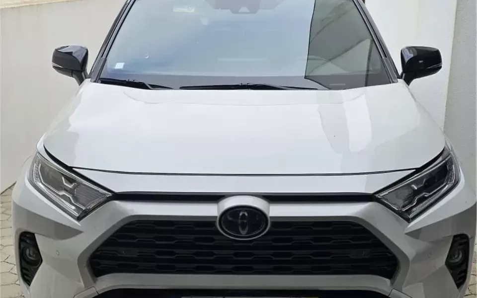 Toyota RAV4 2.5 HDF Square Collection