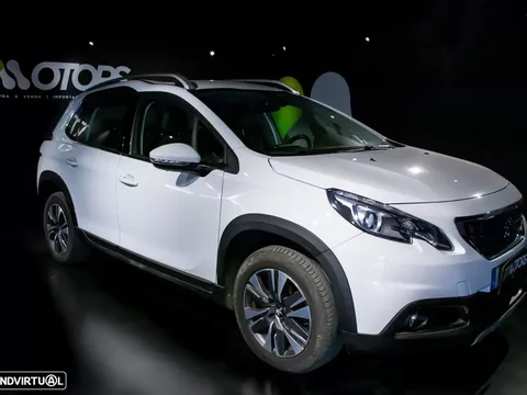 Peugeot 2008 1.2 PureTech Allure