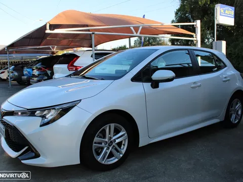 Toyota Corolla 1.8 Hybrid Exclusive