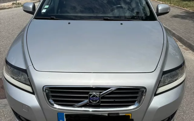 Volvo V50