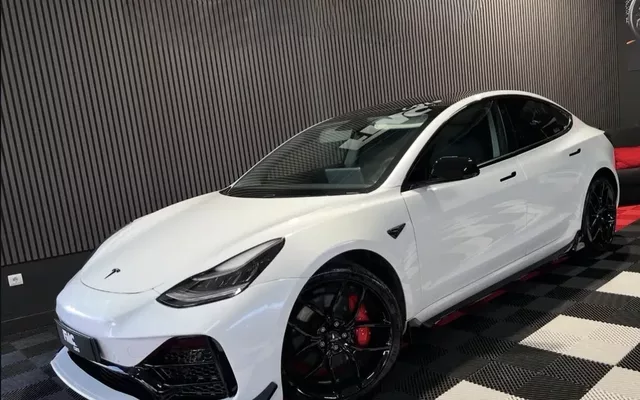 Tesla Model 3 Performance Dual Motor AWD