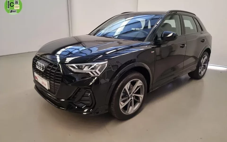 AUDI Q3 Q3 35 TDI Genuine edition S tronic 110kW