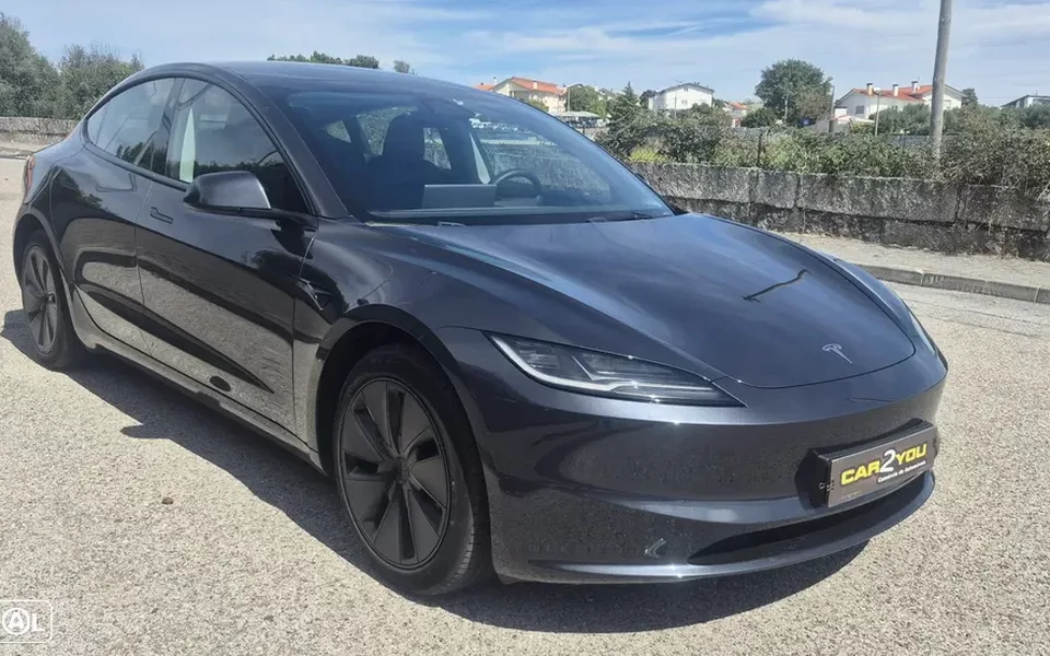 Tesla Model 3 Tração Traseira Premium