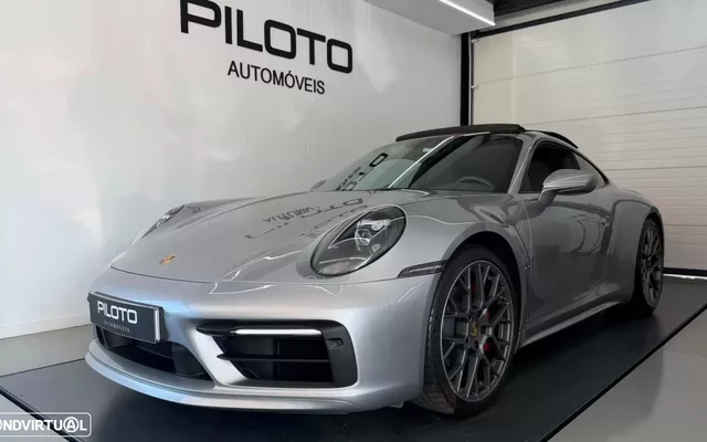 Porsche 911 (992) Carrera PDK