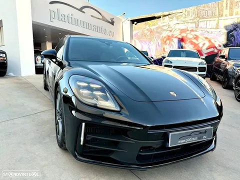Porsche Panamera 4 E-Hybrid
