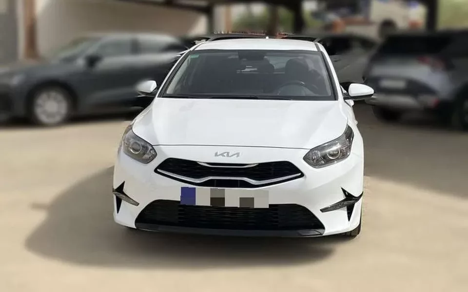 KIA Ceed Ceed 1.0 T-GDI Drive 100