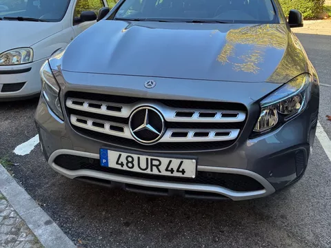 Mercedes-Benz GLA 180 d Style