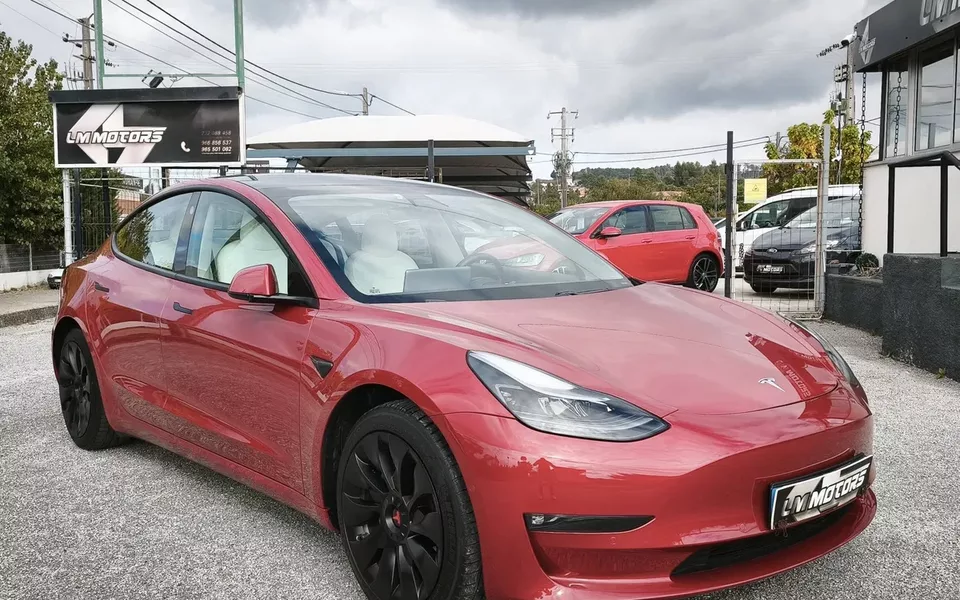 Tesla Model 3 Long Range Tração Integral