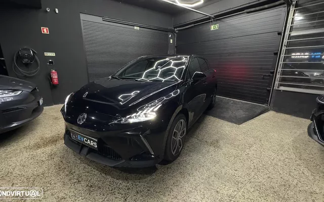 MG MG4 4 Luxury 64 kWh