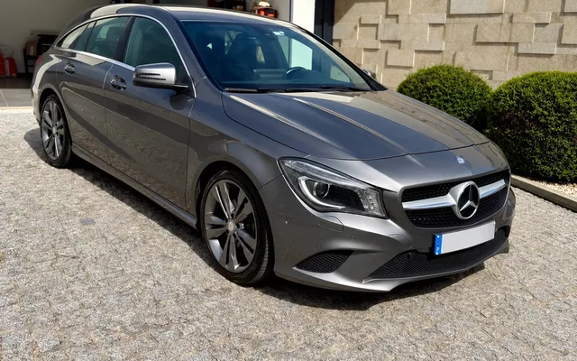 Mercedes-Benz CLA 200