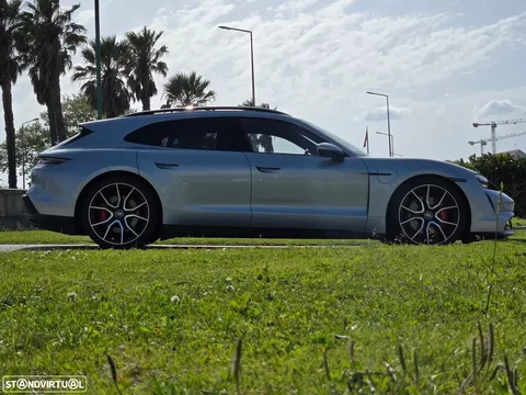 Porsche Taycan Sport Turismo 4S
