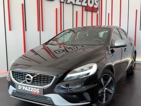 VOLVO V40 V40 D2 R-Design Momentum 120