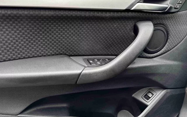 BMW - X1 - X1 16 d sDrive Auto