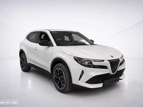 Alfa Romeo Junior Elletrica 50 kWh