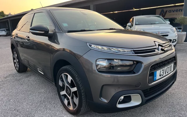 Citroën C4 Cactus 1.2 PureTech Shine Pack