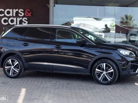 Peugeot 5008 1.5 BlueHDi Allure EAT8