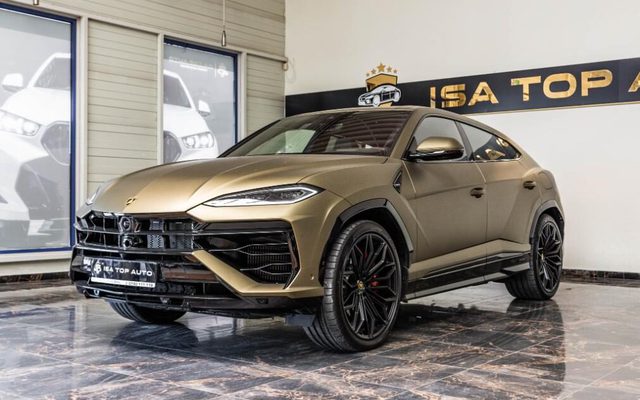 Lamborghini URUS 2025