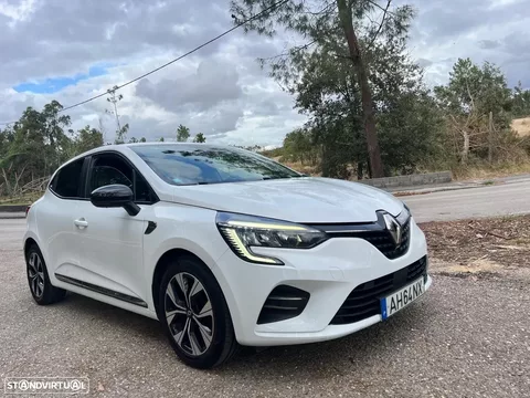 Renault Clio 1.0 TCe Limited Bi-Fuel