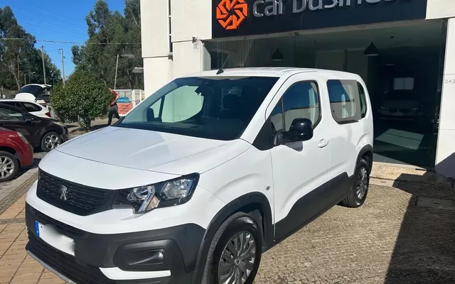 Peugeot e-Rifter 50 kWh Standard Active Pack