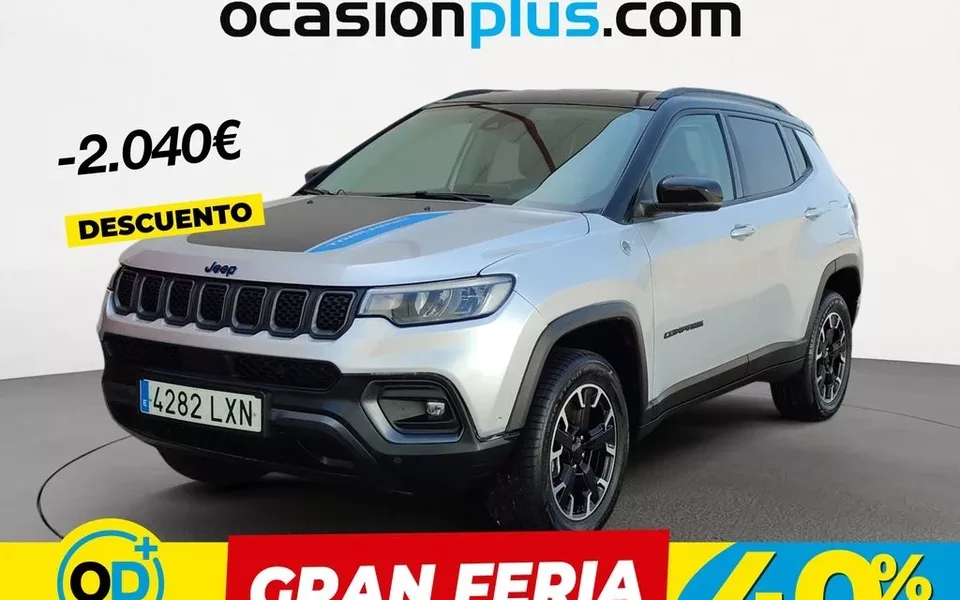 JEEP Compass Compass 1.3 PHEV Trailhawk EAWD Aut. 240 - 22450€ en ValdepeÑas