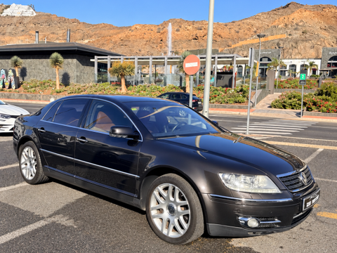 VOLKSWAGEN Phaeton Phaeton 3.0TDI V6 4pl. 240 DSG