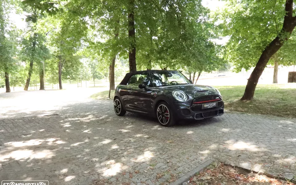 MINI Cabrio John Cooper Works