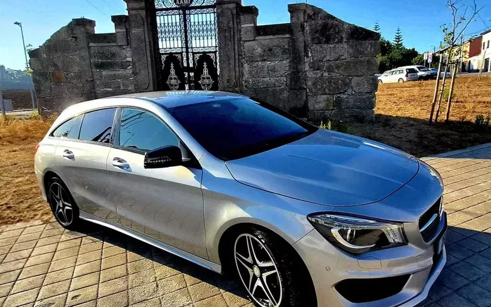 Mercedes-Benz CLA 200 d Shooting Brake AMG Line