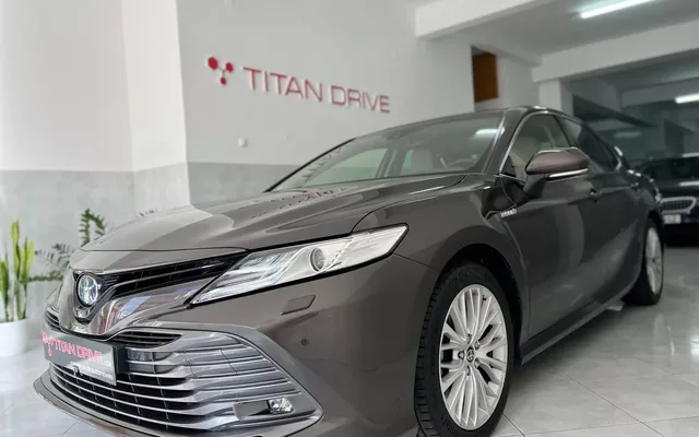 Toyota Camry 2.5 Hybrid Exclusive