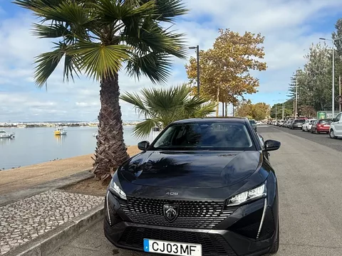 Peugeot 408 1.2 PureTech Allure Pack EAT8