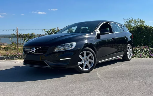 Volvo V60 D2 Geartronic Powershift Momentum