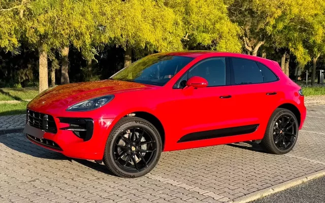 Porsche Macan S